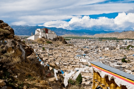 Shigatse - Çin / 3836 Metre